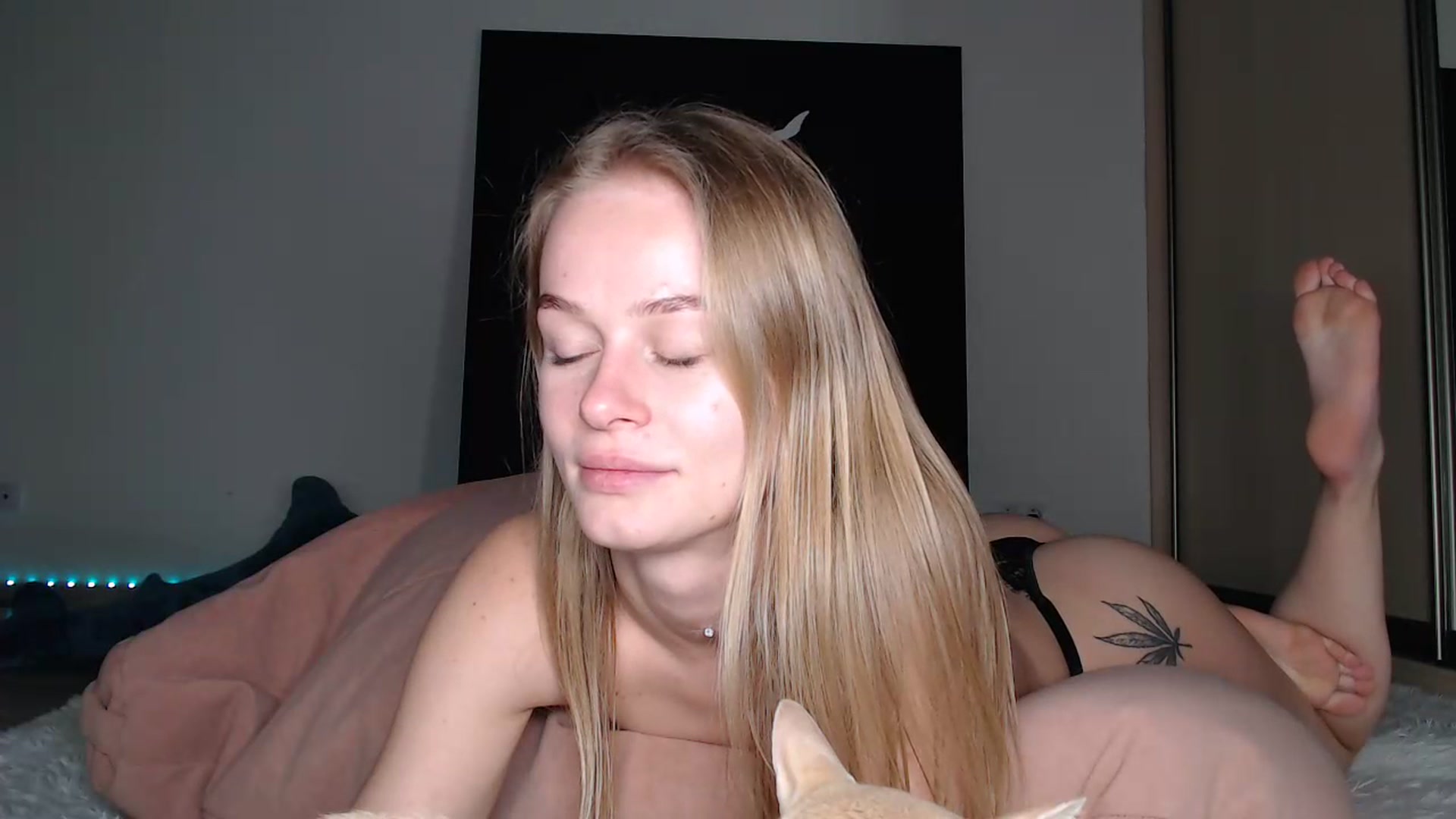 Gallery image thumbnail from Blondino4ka07's myfreecams stream on, 07/16/2025, 18:36 image 20 of 20