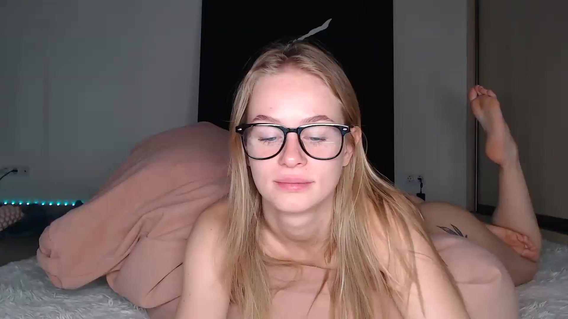 Gallery image thumbnail from Blondino4ka07's myfreecams stream on, 07/17/2025, 06:58 image 20 of 20