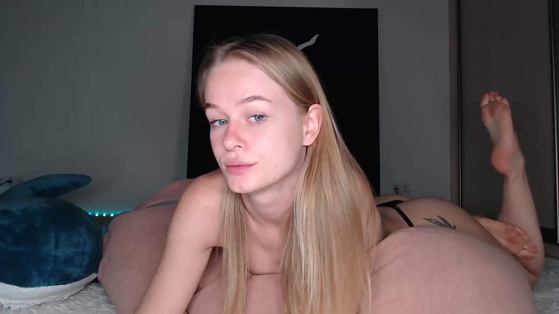 Gallery image thumbnail from Blondino4ka07's myfreecams stream on, 07/18/2025, 18:03 image 1 of 20