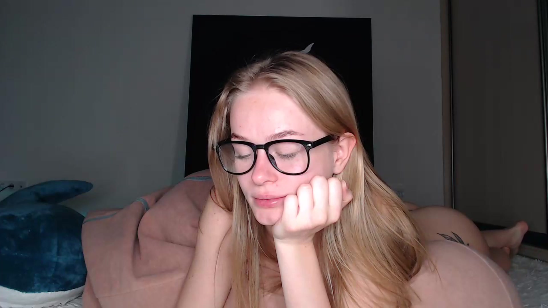 Gallery image thumbnail from Blondino4ka07's myfreecams stream on, 07/18/2025, 18:03 image 20 of 20