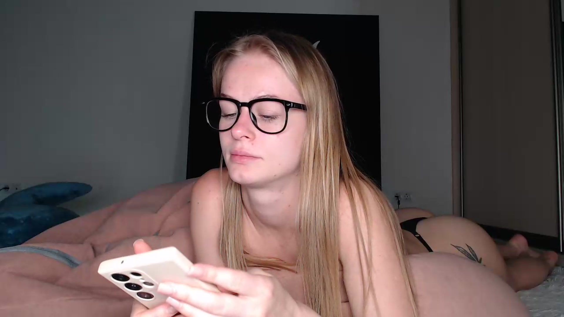 Gallery image thumbnail from Blondino4ka07's myfreecams stream on, 07/18/2025, 19:04 image 4 of 20