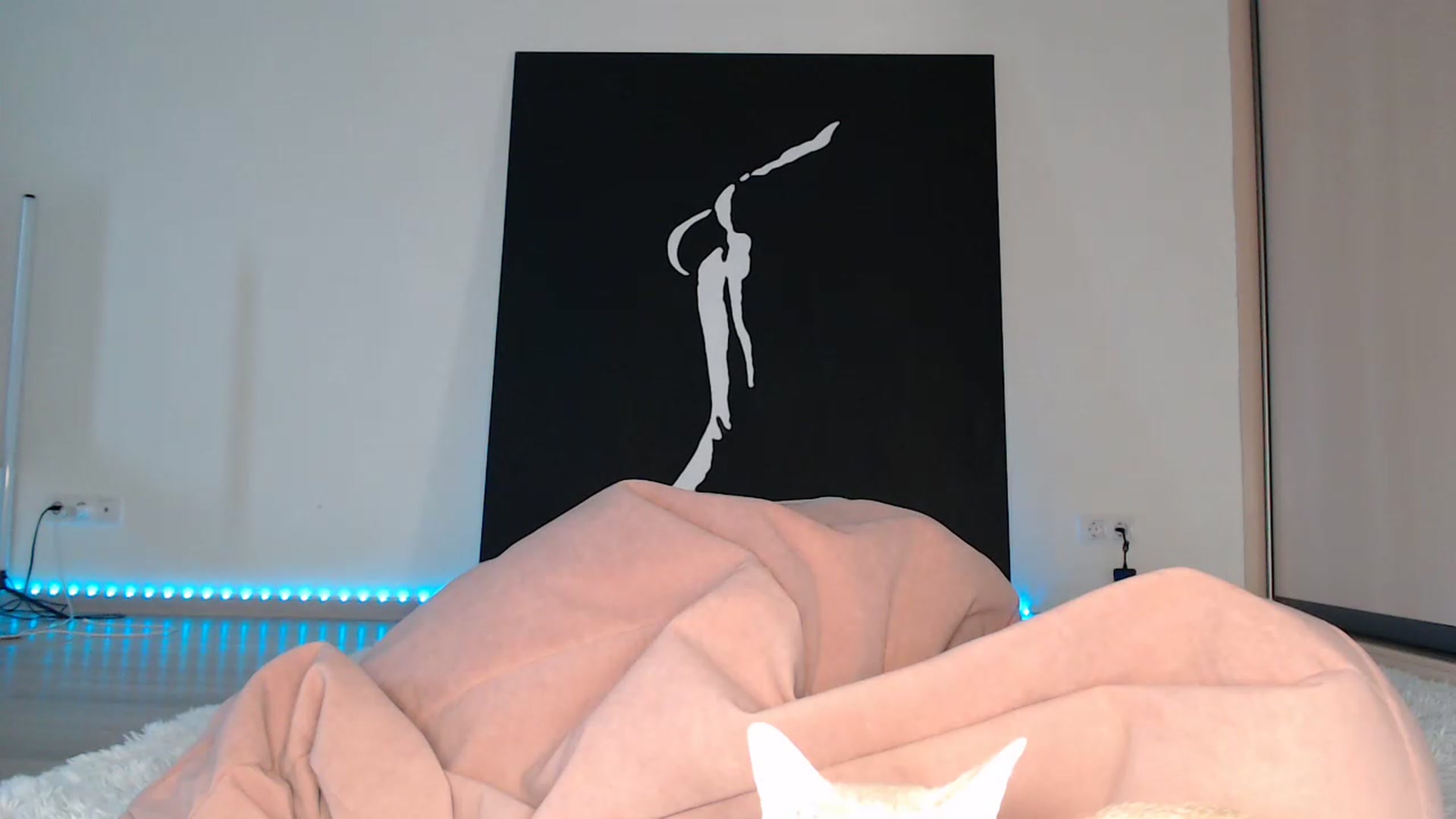 Gallery image thumbnail from Blondino4ka07's myfreecams stream on, 07/28/2025, 08:18 image 14 of 20