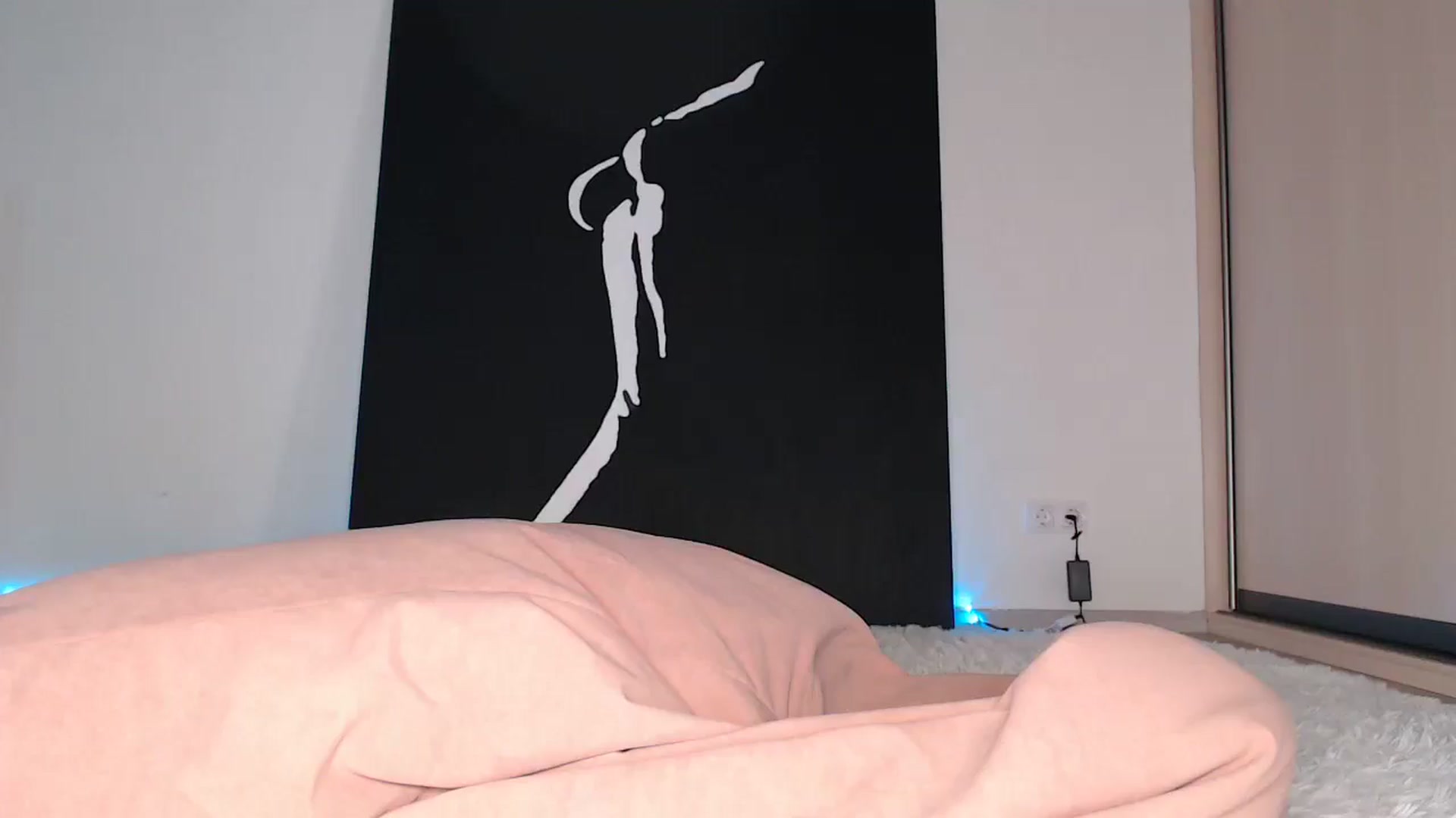 Gallery image thumbnail from Blondino4ka07's myfreecams stream on, 08/02/2025, 09:37 image 7 of 20