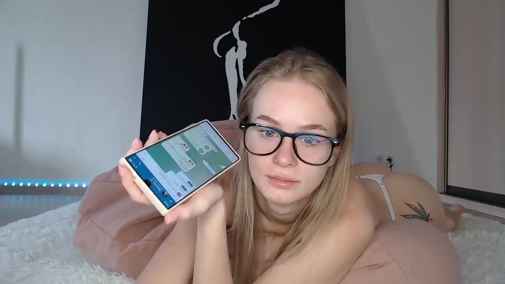Gallery image thumbnail from Blondino4ka07's myfreecams stream on, 08/04/2025, 07:12 image 1 of 20