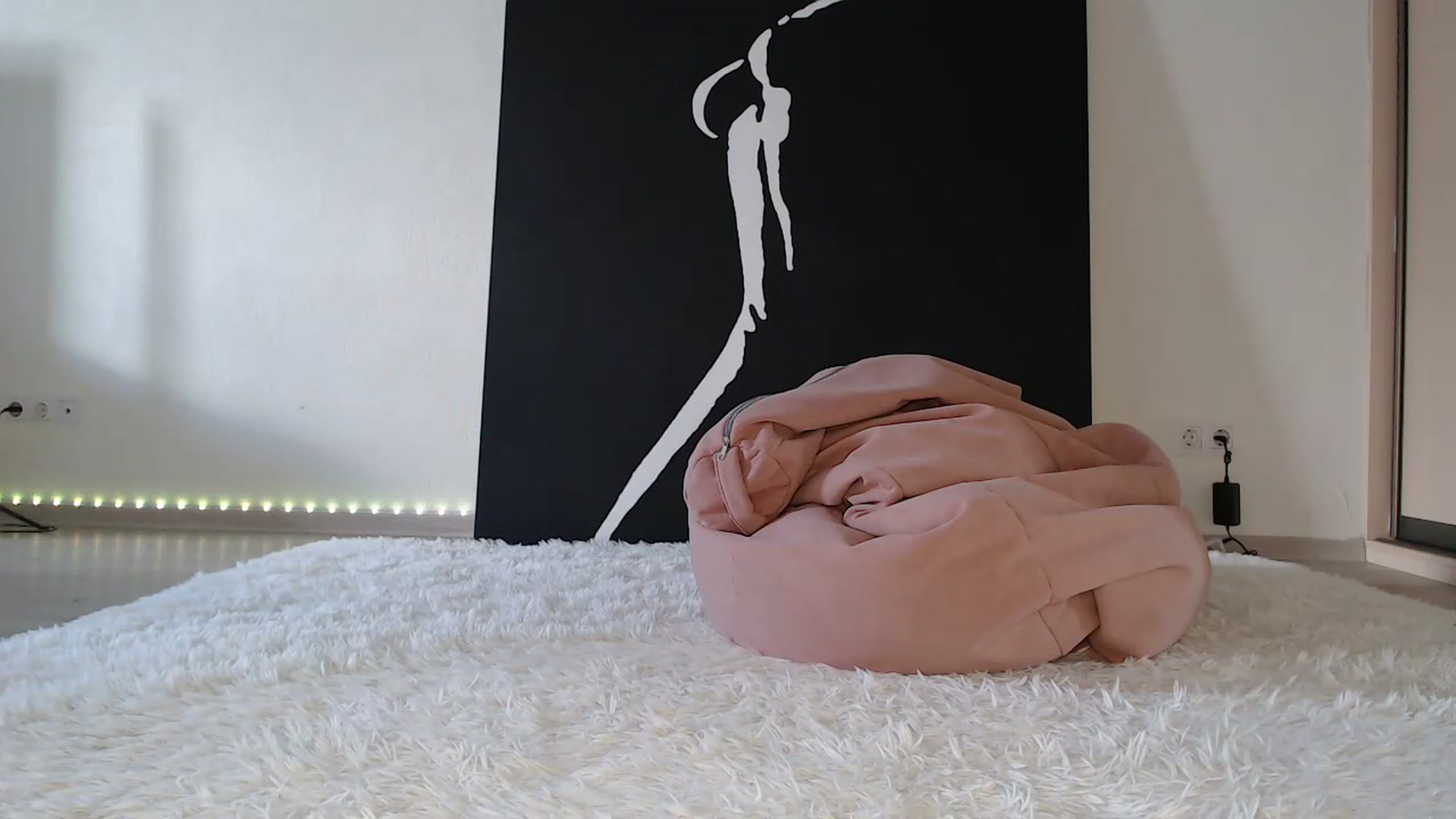 Gallery image thumbnail from Blondino4ka07's myfreecams stream on, 08/06/2025, 06:23 image 17 of 20