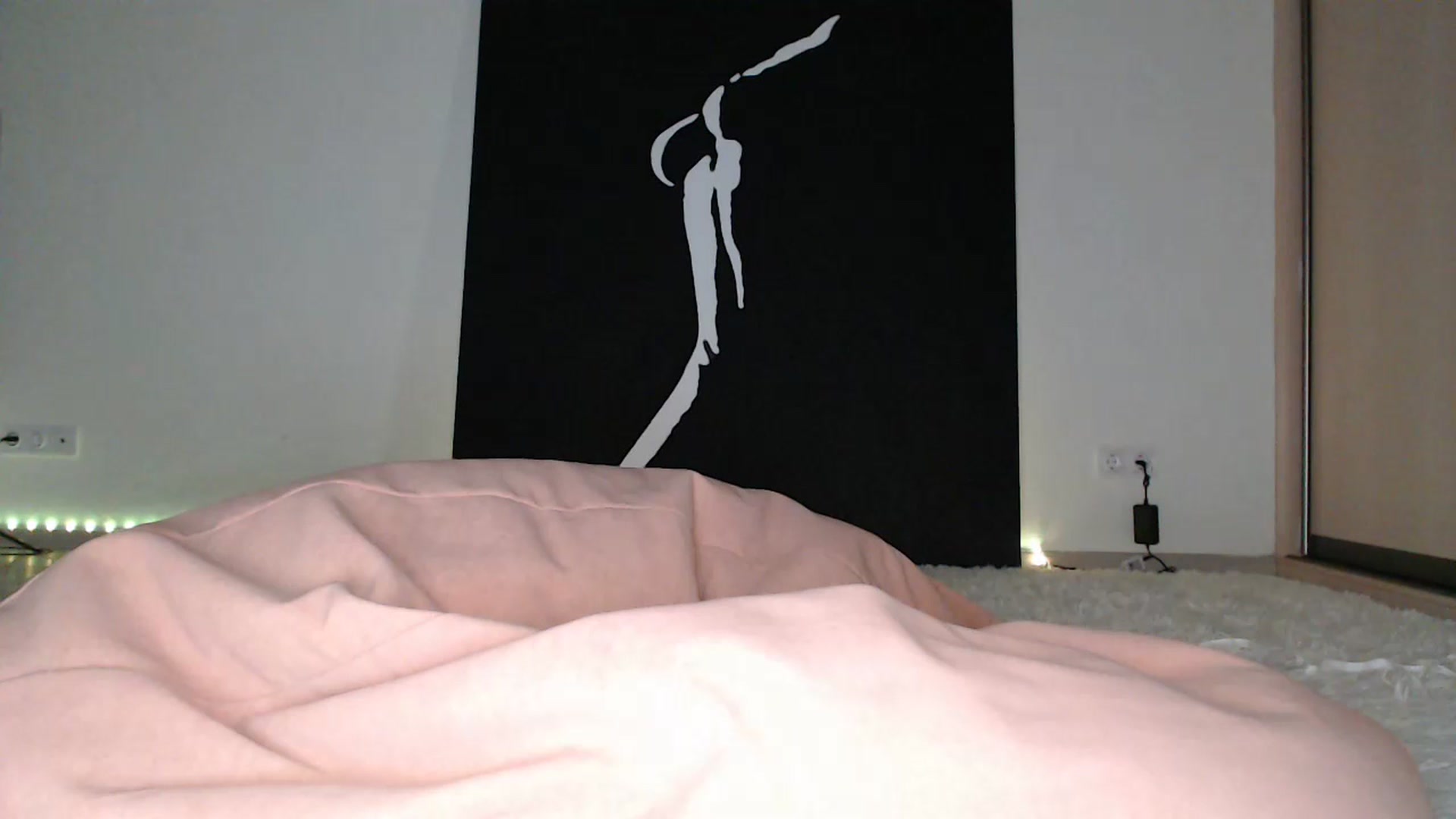 Gallery image thumbnail from Blondino4ka07's myfreecams stream on, 08/06/2025, 17:32 image 19 of 20