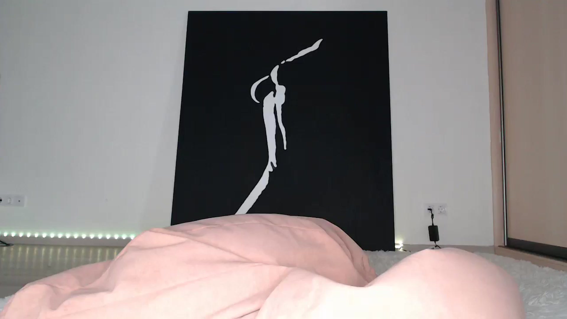 Gallery image thumbnail from Blondino4ka07's myfreecams stream on, 08/07/2025, 07:03 image 15 of 20