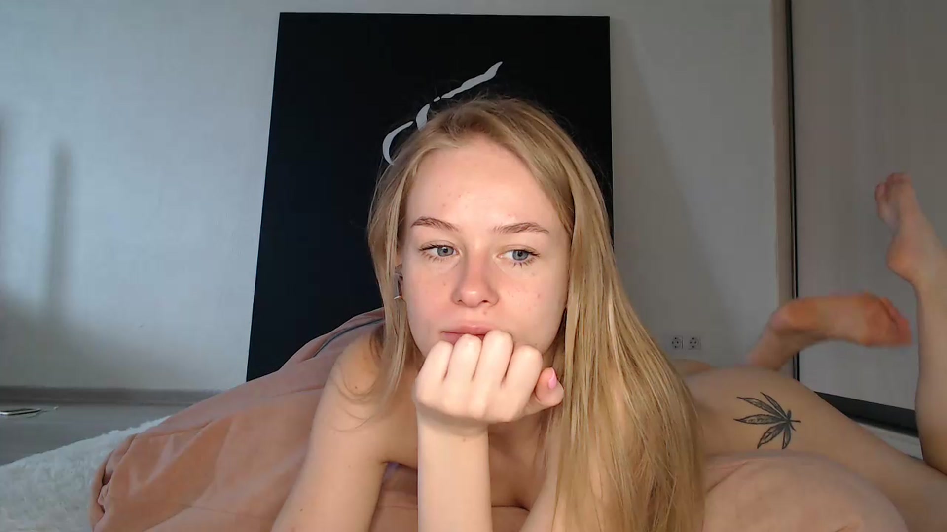 Gallery image thumbnail from Blondino4ka07's myfreecams stream on, 08/09/2025, 07:57 image 11 of 20