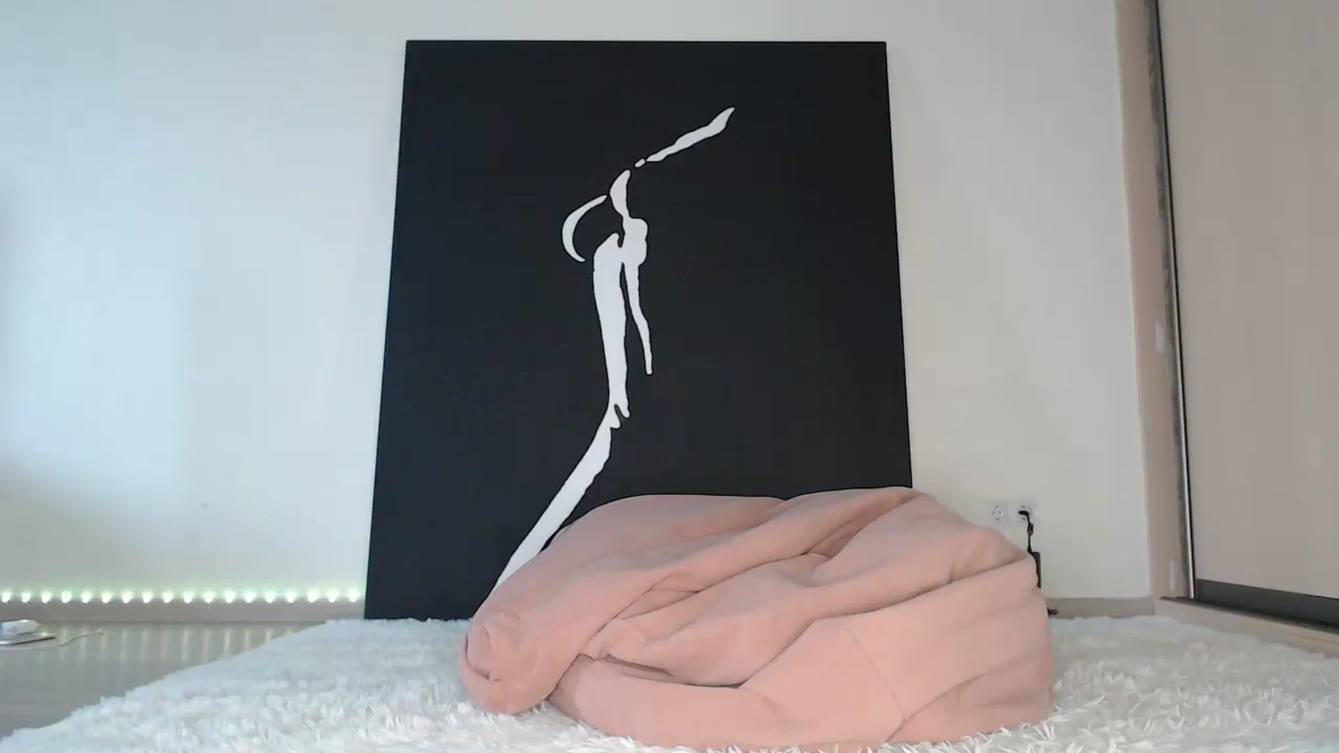 Gallery image thumbnail from Blondino4ka07's myfreecams stream on, 08/12/2025, 05:37 image 9 of 20