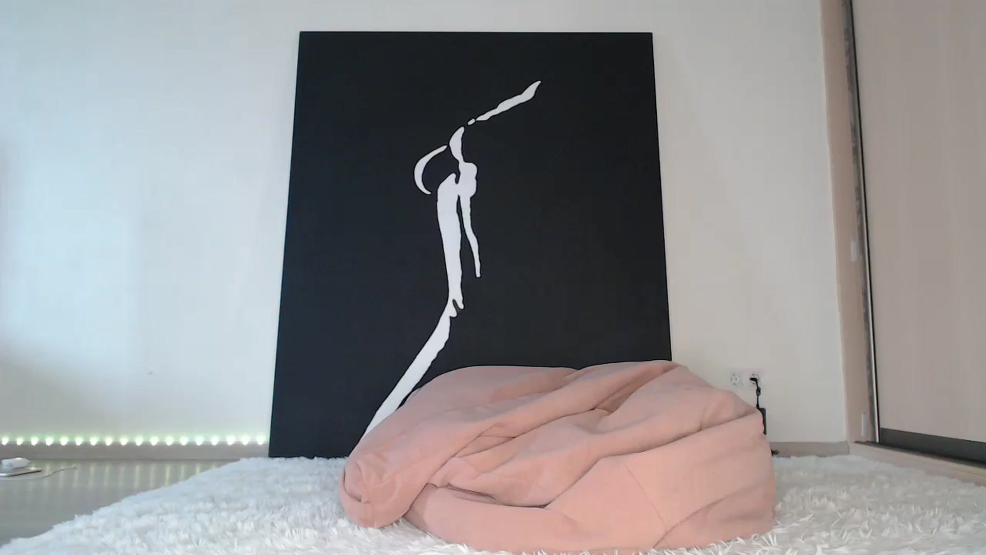Gallery image thumbnail from Blondino4ka07's myfreecams stream on, 08/12/2025, 05:37 image 12 of 20