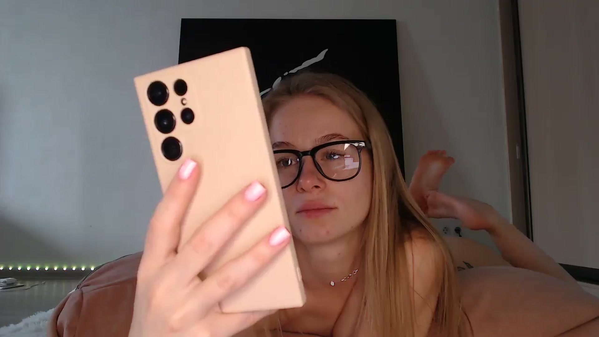 Gallery image thumbnail from Blondino4ka07's myfreecams stream on, 08/12/2025, 09:17 image 4 of 20