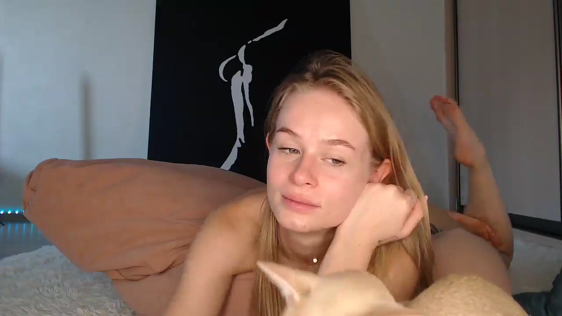 Gallery image thumbnail from Blondino4ka07's myfreecams stream on, 08/13/2025, 08:18 image 4 of 20