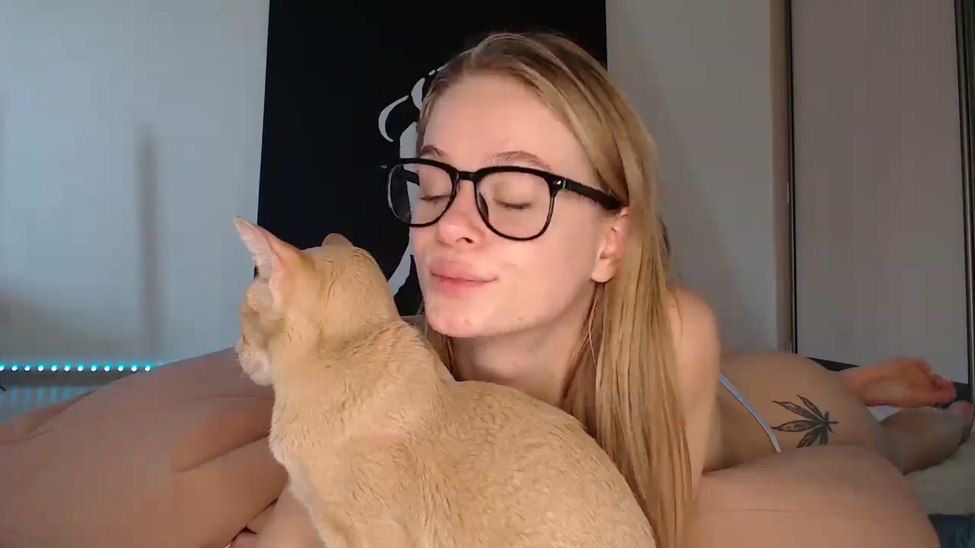 Gallery image thumbnail from Blondino4ka07's myfreecams stream on, 08/13/2025, 08:18 image 20 of 20