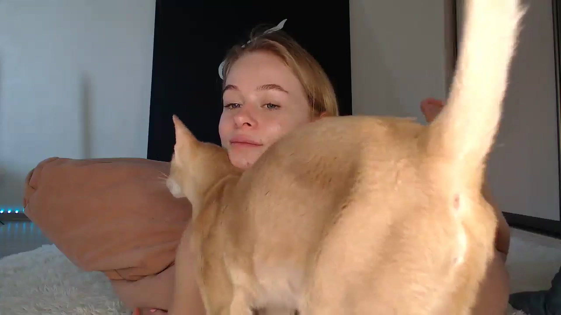 Gallery image thumbnail from Blondino4ka07's myfreecams stream on, 08/13/2025, 08:18 image 5 of 20