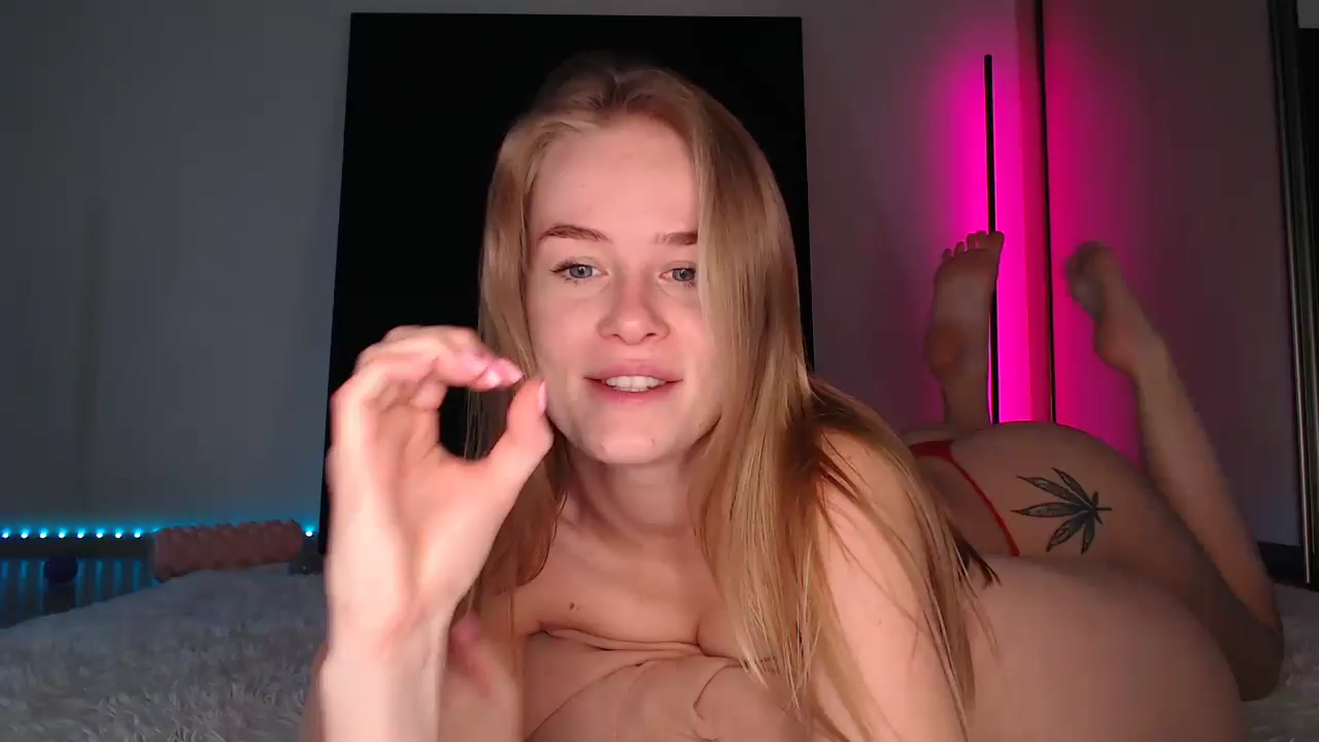 Gallery image thumbnail from Blondino4ka07's myfreecams stream on, 08/18/2025, 10:50 image 7 of 20