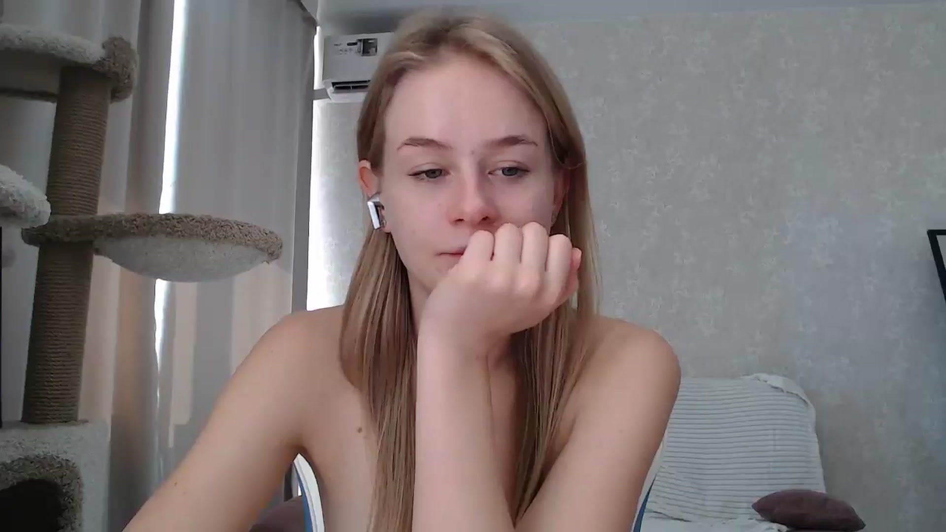 Gallery image thumbnail from Blondino4ka07's myfreecams stream on, 08/24/2025, 08:53 image 14 of 20