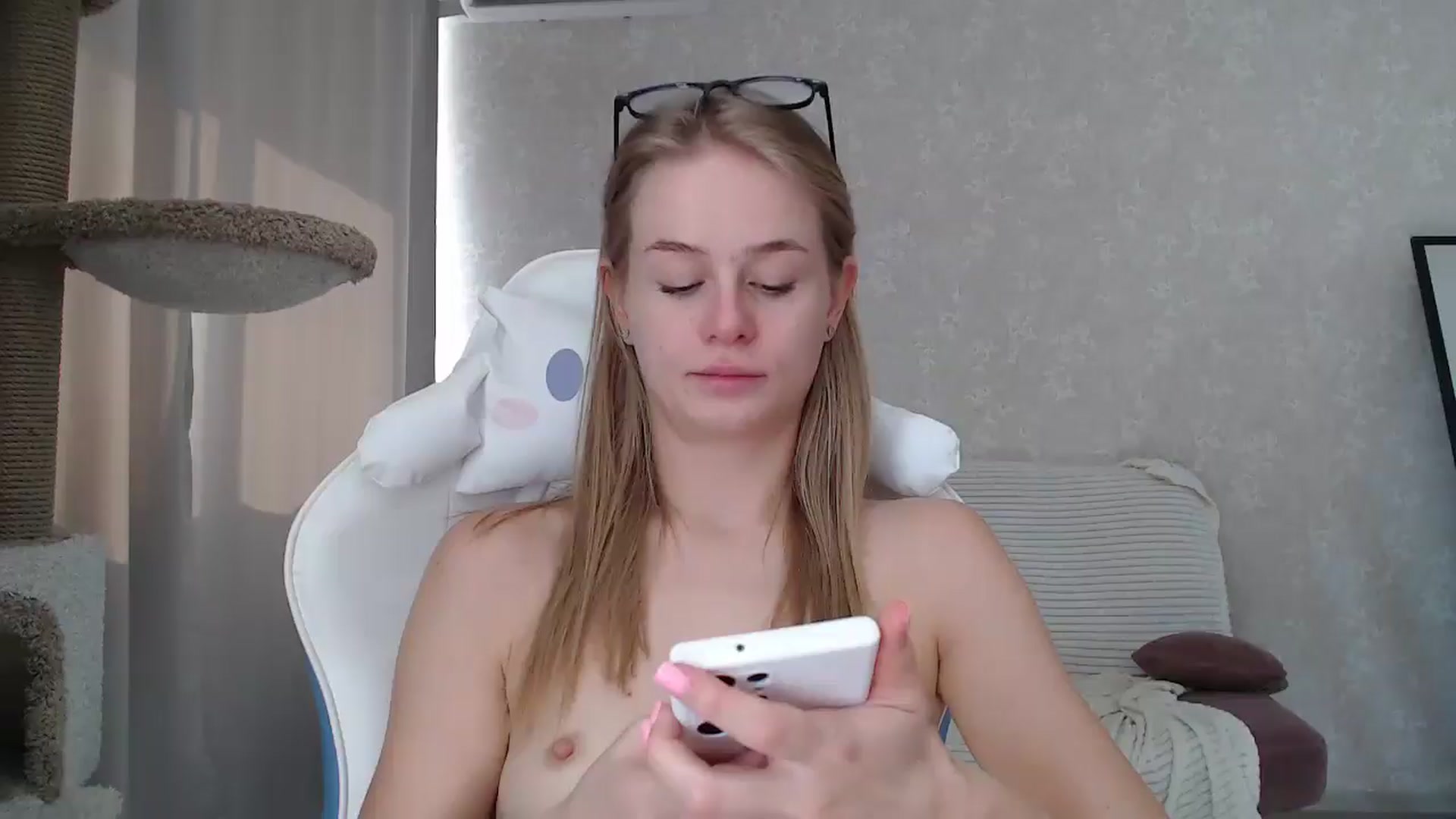 Gallery image thumbnail from Blondino4ka07's myfreecams stream on, 08/24/2025, 10:32 image 2 of 20