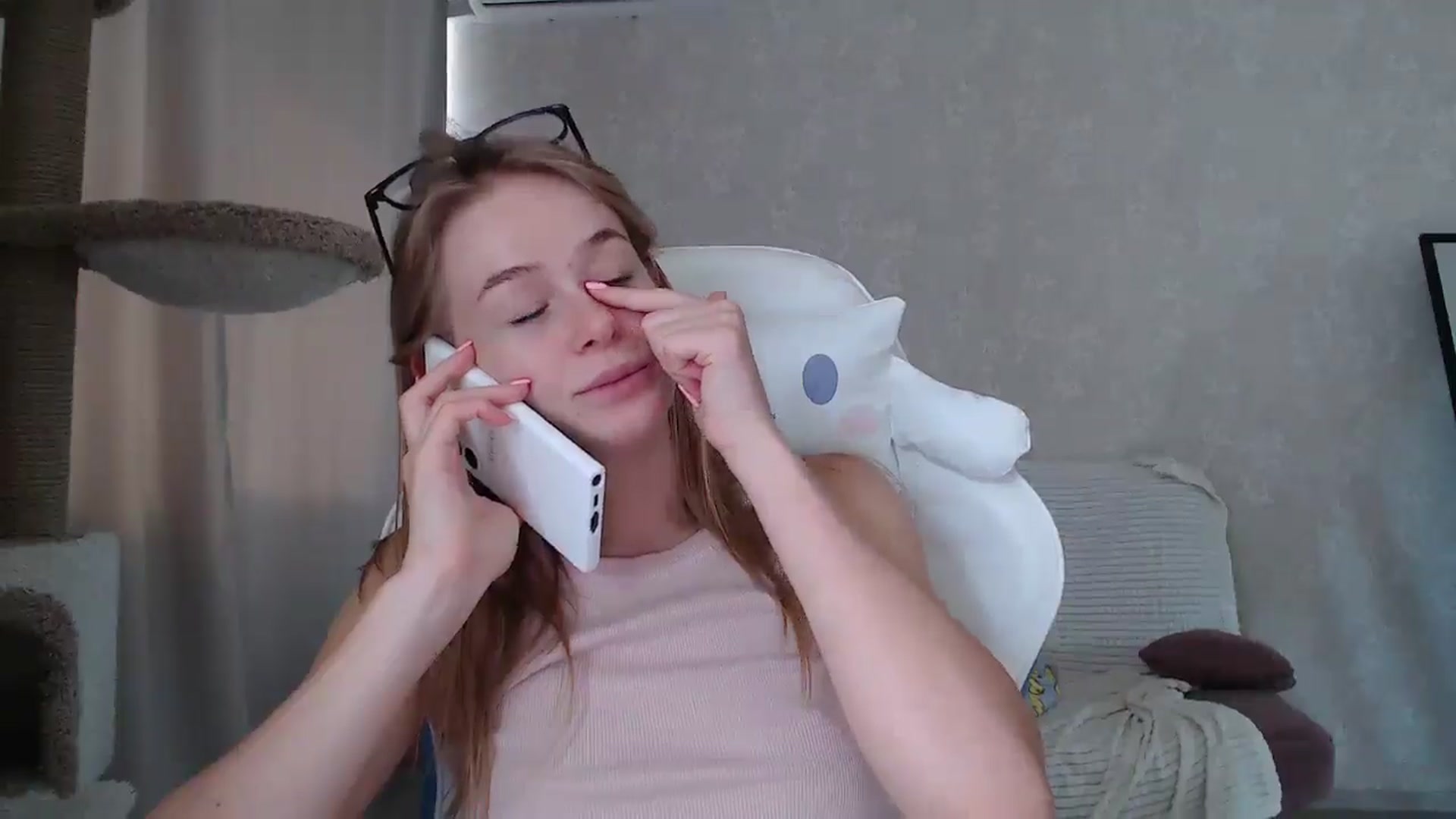 Gallery image thumbnail from Blondino4ka07's myfreecams stream on, 08/24/2025, 10:32 image 17 of 20