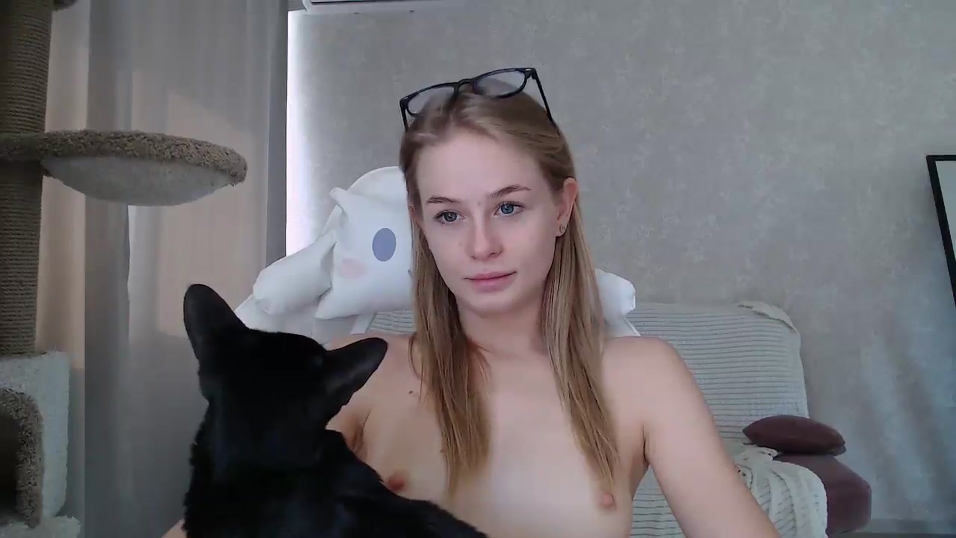 Gallery image thumbnail from Blondino4ka07's myfreecams stream on, 08/24/2025, 10:32 image 3 of 20