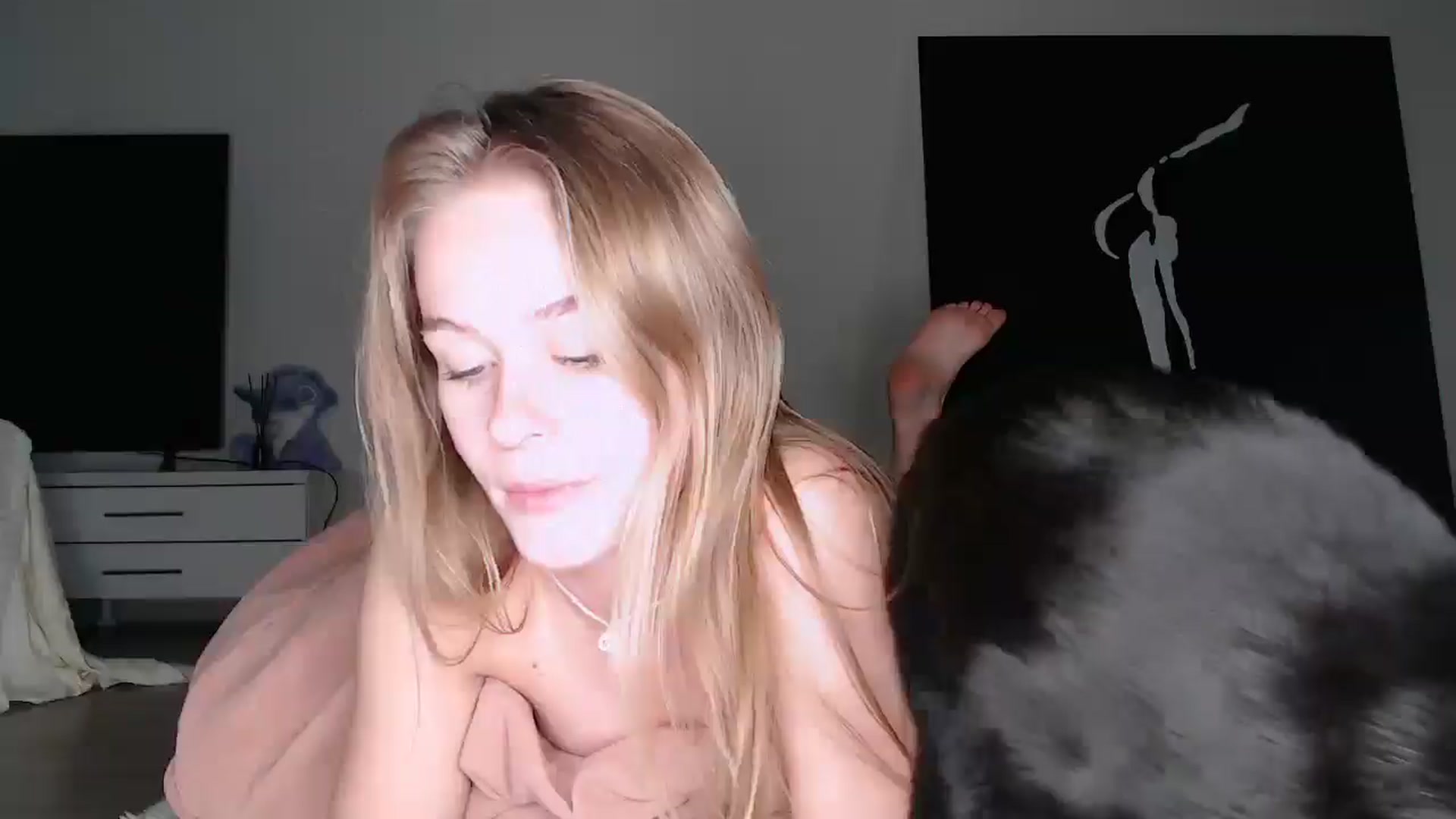 Gallery image thumbnail from Blondino4ka07's myfreecams stream on, 09/16/2025, 16:54 image 5 of 20