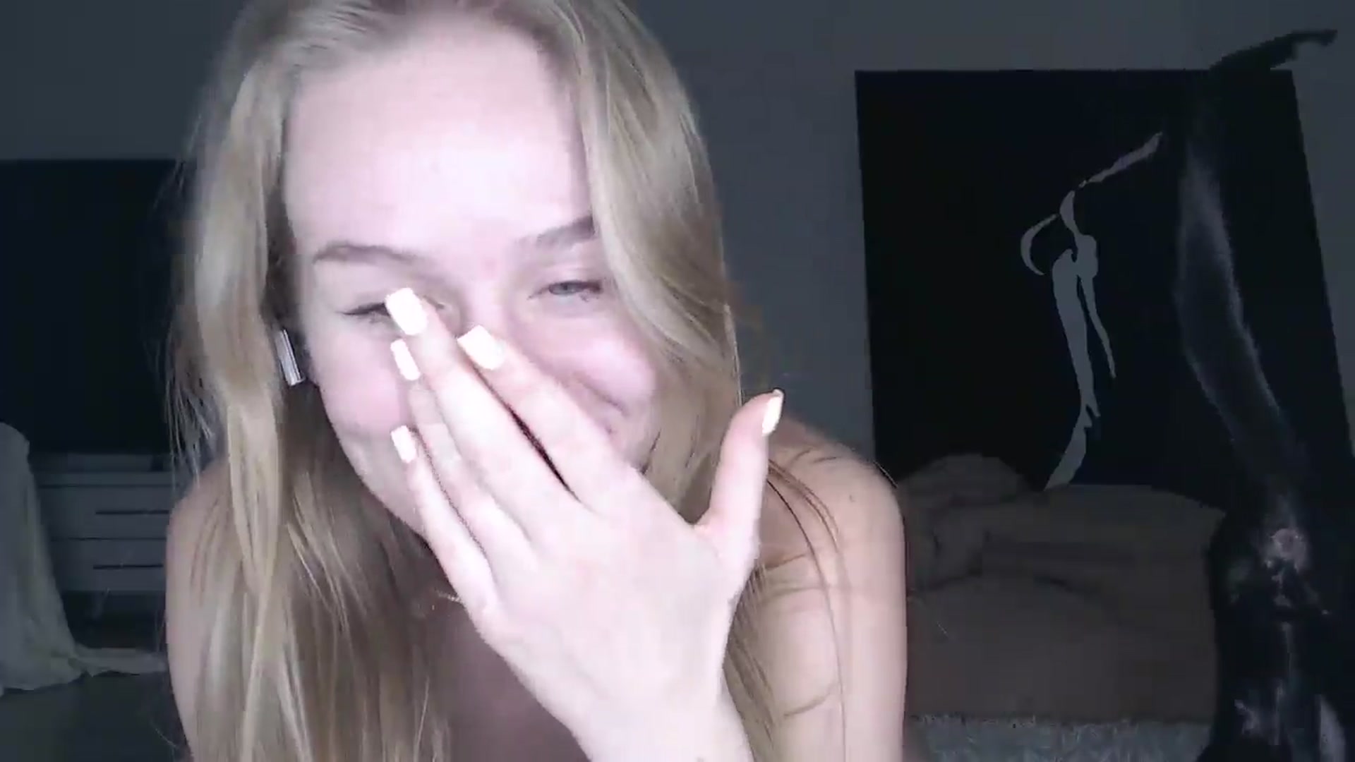 Gallery image thumbnail from Blondino4ka07's myfreecams stream on, 09/16/2025, 17:52 image 4 of 20