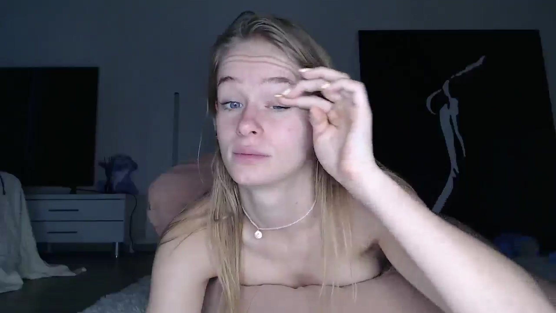 Gallery image thumbnail from Blondino4ka07's myfreecams stream on, 09/17/2025, 06:47 image 15 of 20
