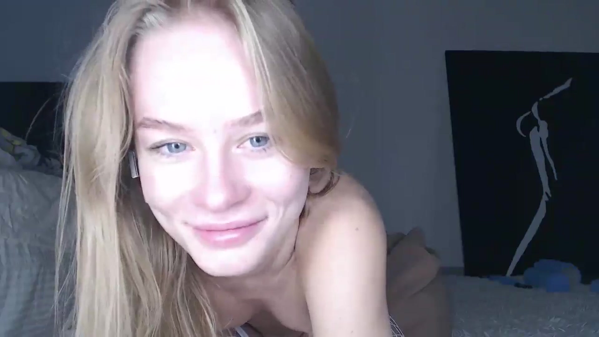 Gallery image thumbnail from Blondino4ka07's myfreecams stream on, 09/18/2025, 06:57 image 10 of 20