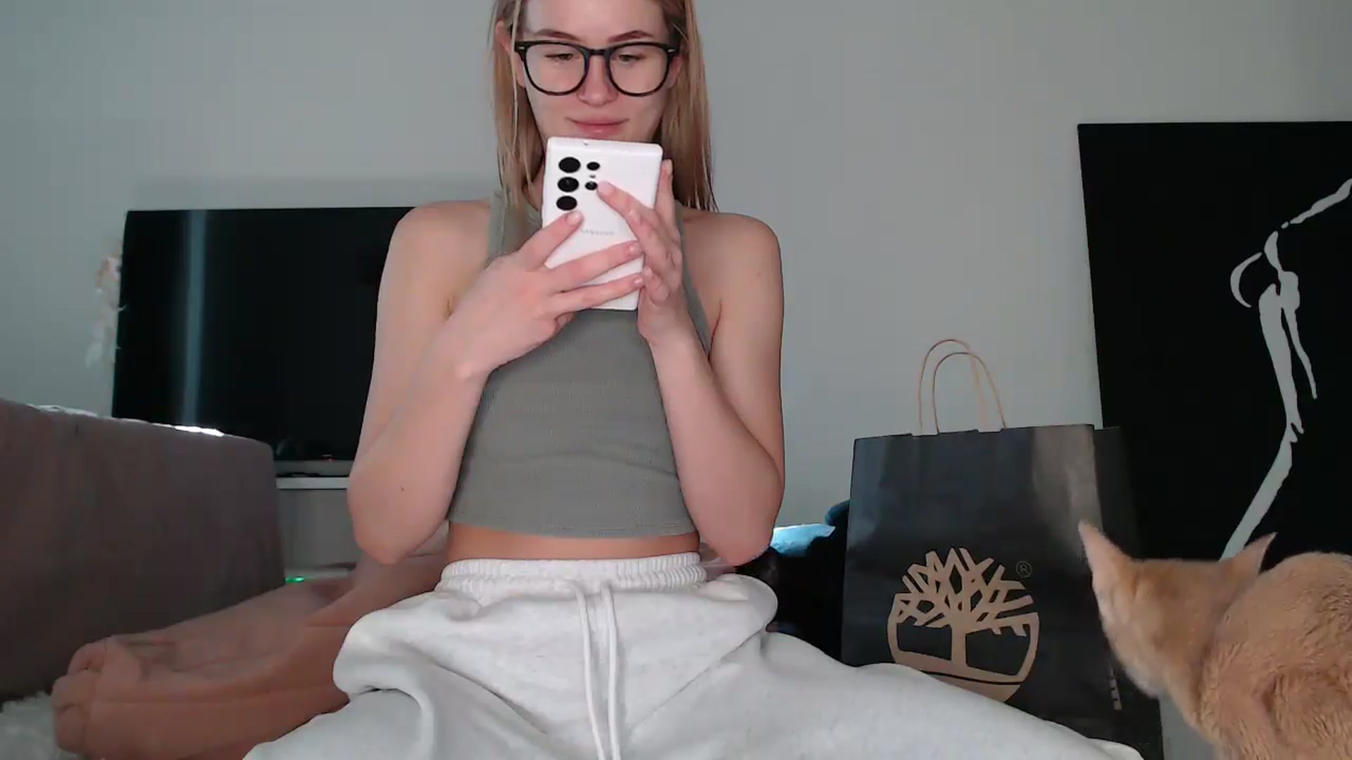 Gallery image thumbnail from Blondino4ka07's myfreecams stream on, 10/18/2025, 10:32 image 12 of 20