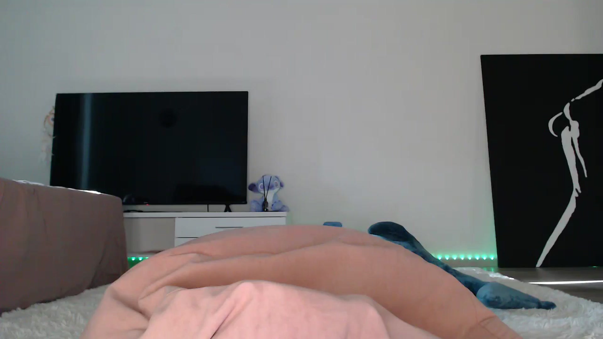 Gallery image thumbnail from Blondino4ka07's myfreecams stream on, 10/18/2025, 10:32 image 11 of 20