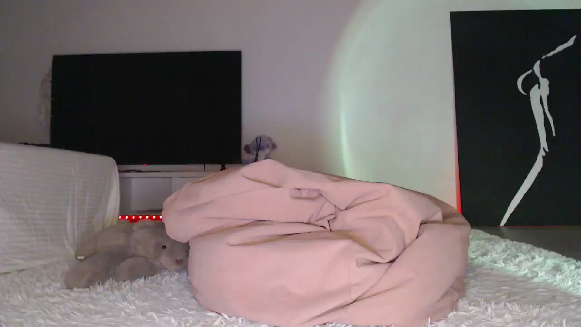 Gallery image thumbnail from Blondino4ka07's myfreecams stream on, 10/25/2025, 20:35 image 16 of 20