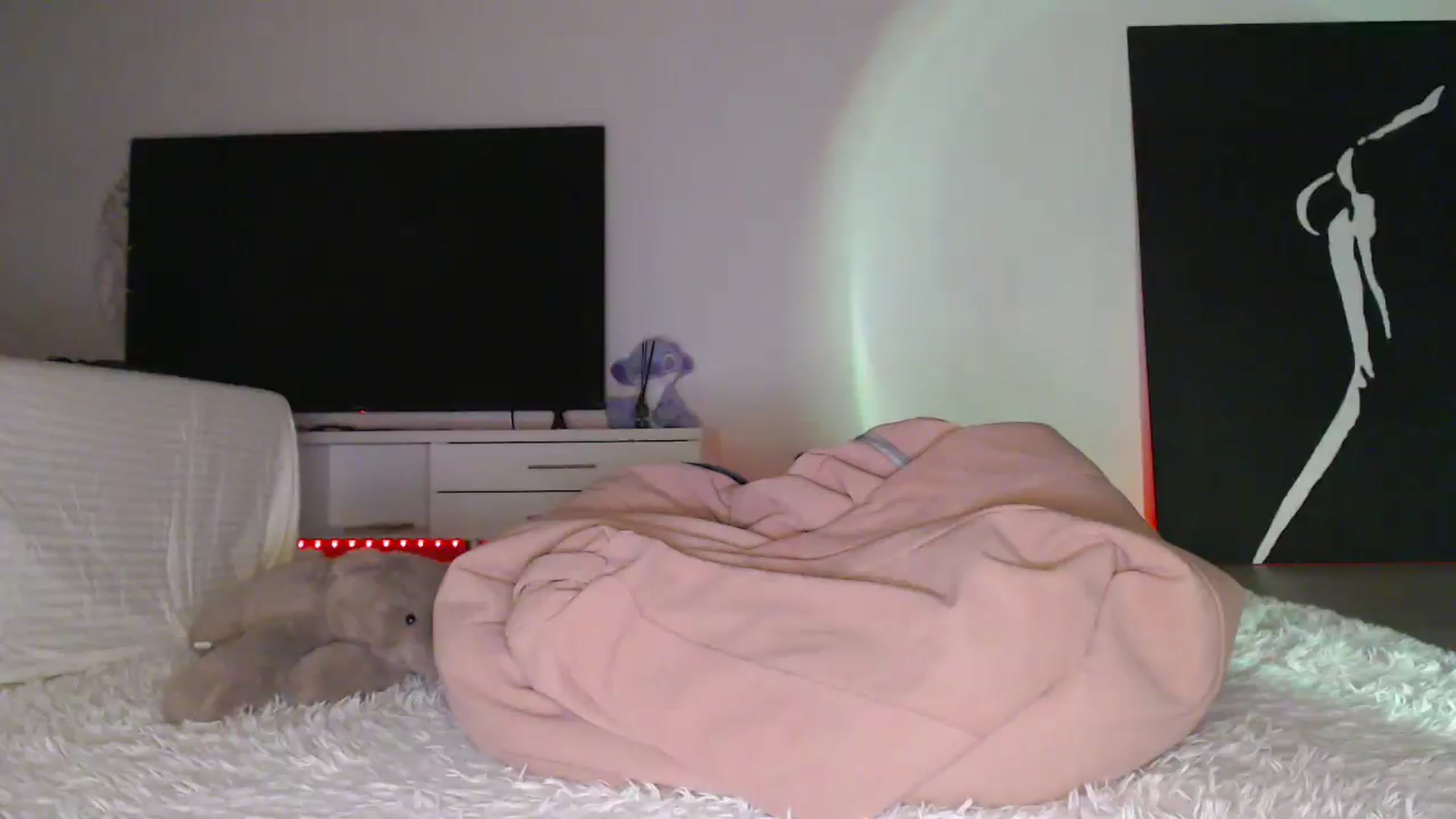 Gallery image thumbnail from Blondino4ka07's myfreecams stream on, 10/25/2025, 20:35 image 13 of 20