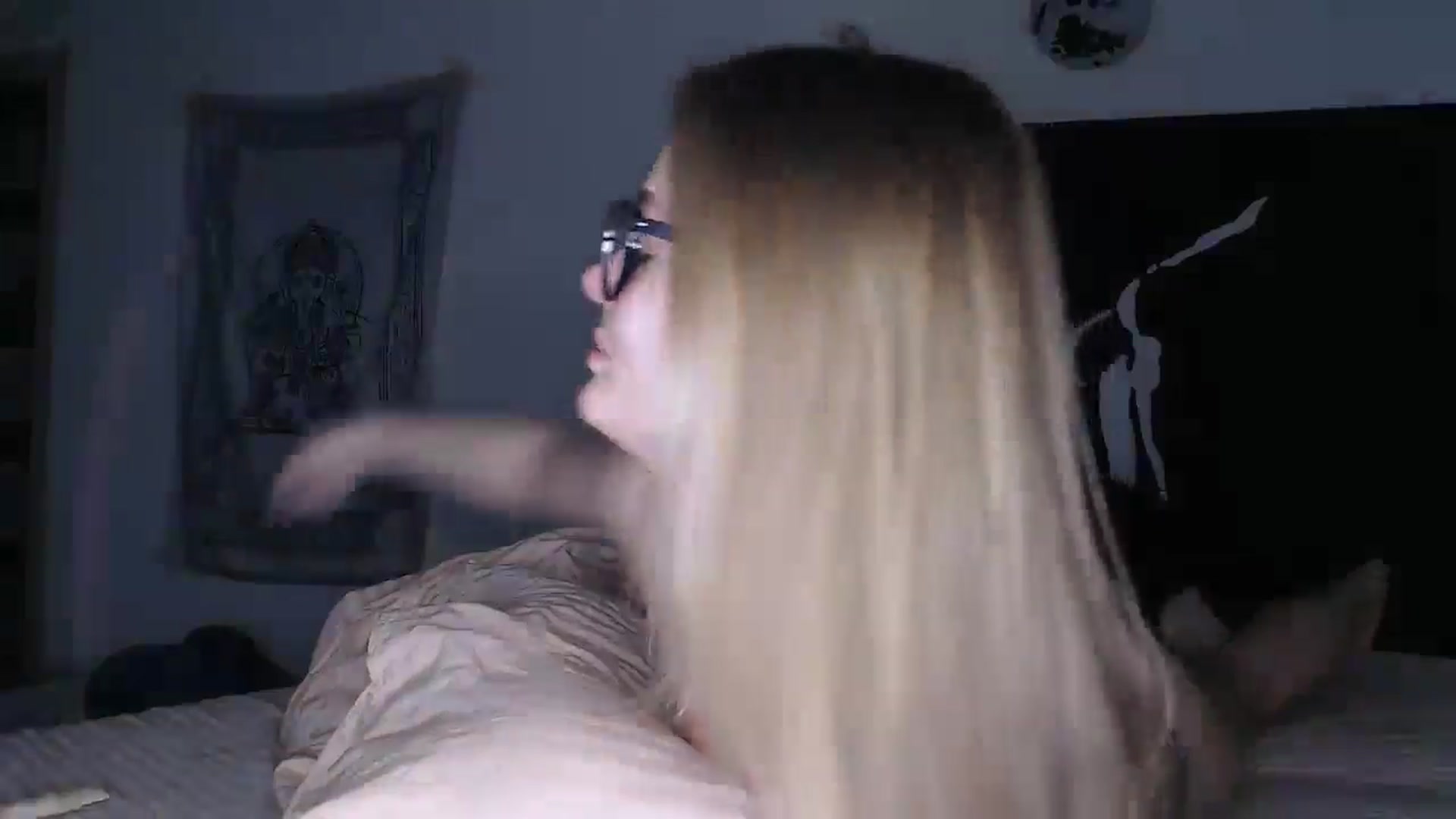 Gallery image thumbnail from Blondino4ka07's myfreecams stream on, 11/17/2025, 18:20 image 13 of 20