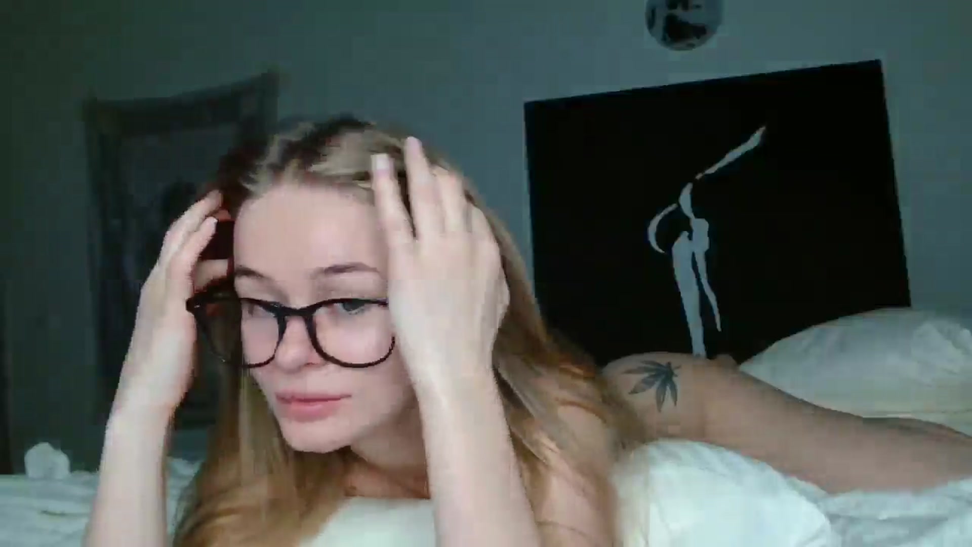 Gallery image thumbnail from Blondino4ka07's myfreecams stream on, 11/24/2025, 16:56 image 7 of 20