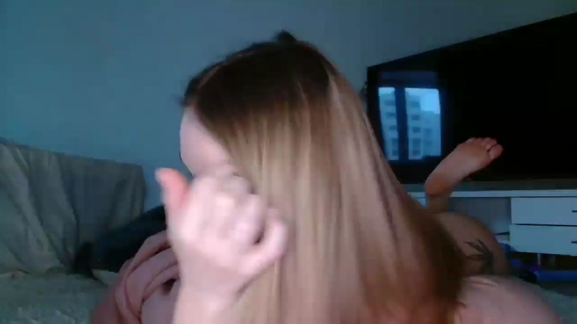 Gallery image thumbnail from Blondino4ka07's myfreecams stream on, 12/01/2025, 08:05 image 2 of 20