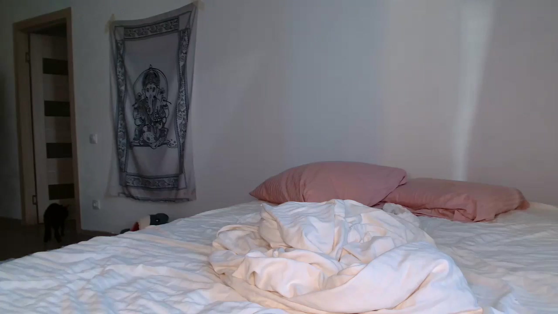 Gallery image thumbnail from Blondino4ka07's myfreecams stream on, 01/16/2026, 08:28 image 3 of 20