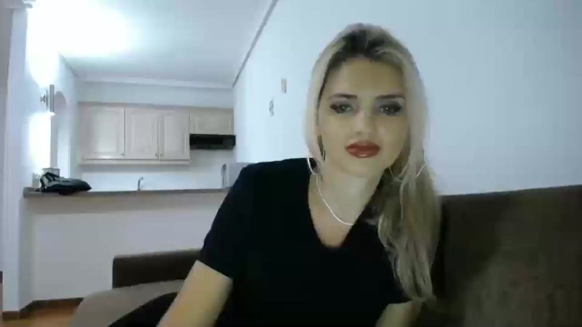 Gallery image thumbnail from Blondita's myfreecams stream on, 12/23/2025, 21:42 image 4 of 20