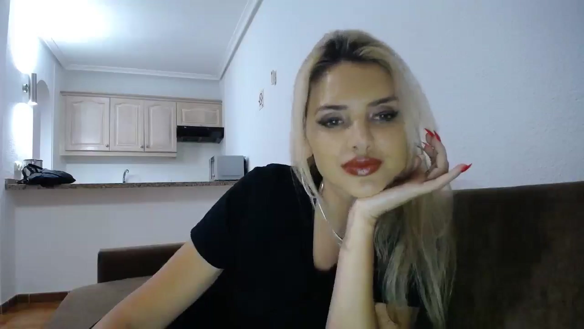 Gallery image thumbnail from Blondita's myfreecams stream on, 12/23/2025, 21:42 image 12 of 20