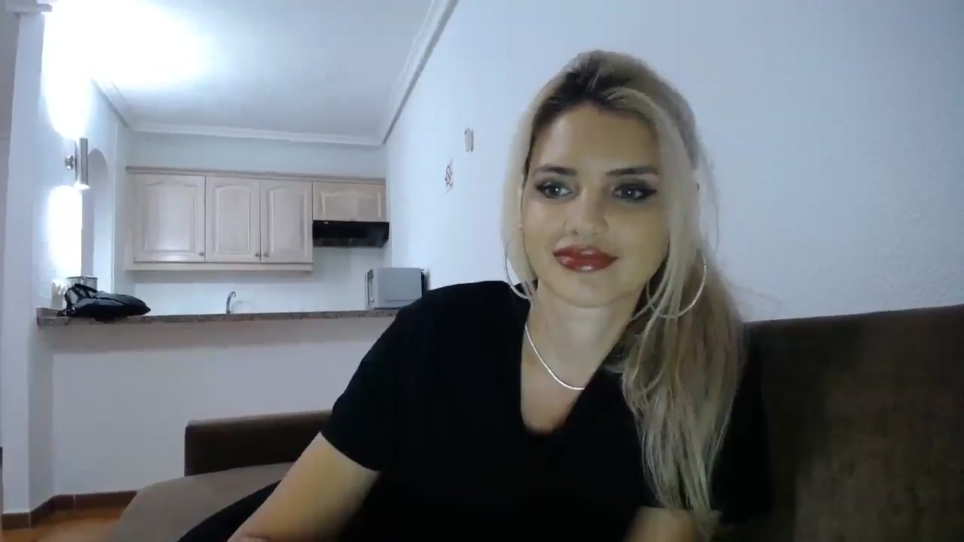 Gallery image thumbnail from Blondita's myfreecams stream on, 12/23/2025, 21:42 image 5 of 20