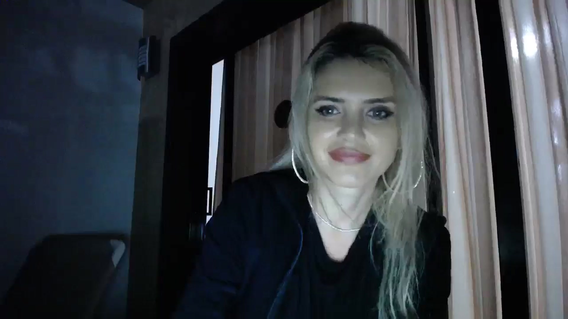 Gallery image thumbnail from Blondita's myfreecams stream on, 12/23/2025, 22:12 image 9 of 20