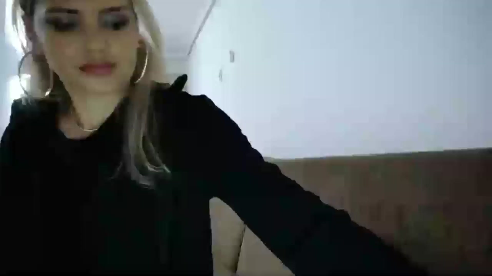 Gallery image thumbnail from Blondita's myfreecams stream on, 12/23/2025, 22:12 image 1 of 20