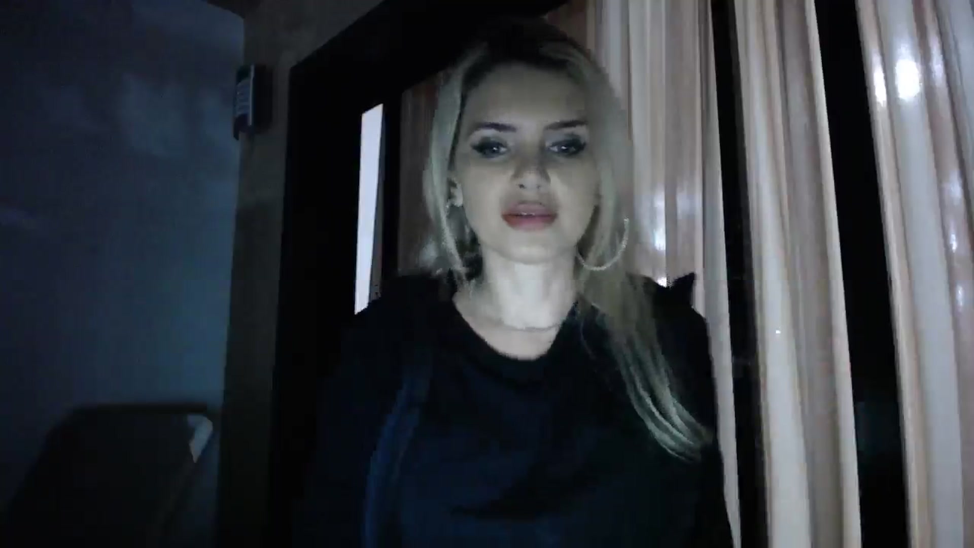 Gallery image thumbnail from Blondita's myfreecams stream on, 12/23/2025, 22:12 image 2 of 20