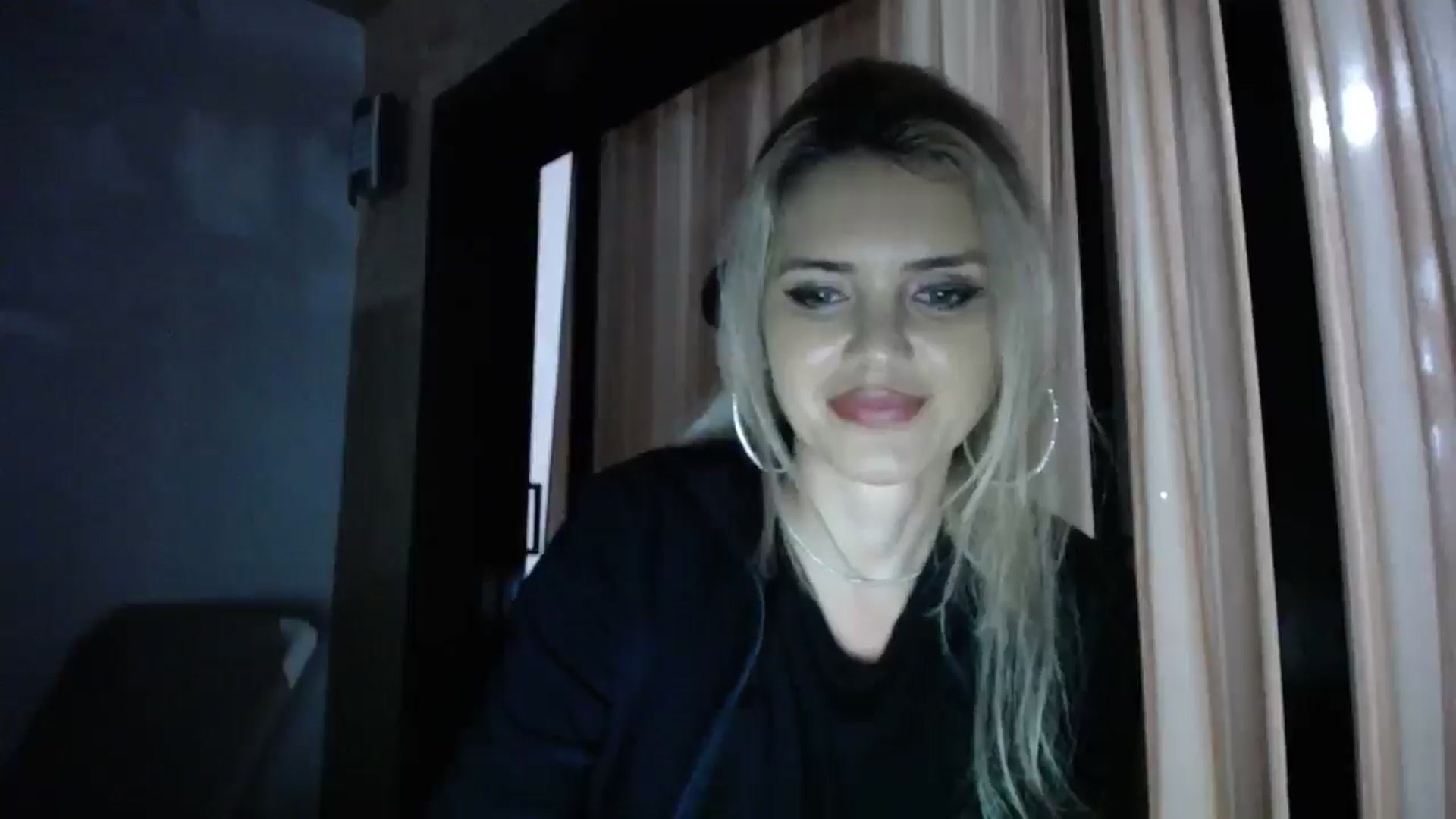 Gallery image thumbnail from Blondita's myfreecams stream on, 12/23/2025, 22:12 image 8 of 20