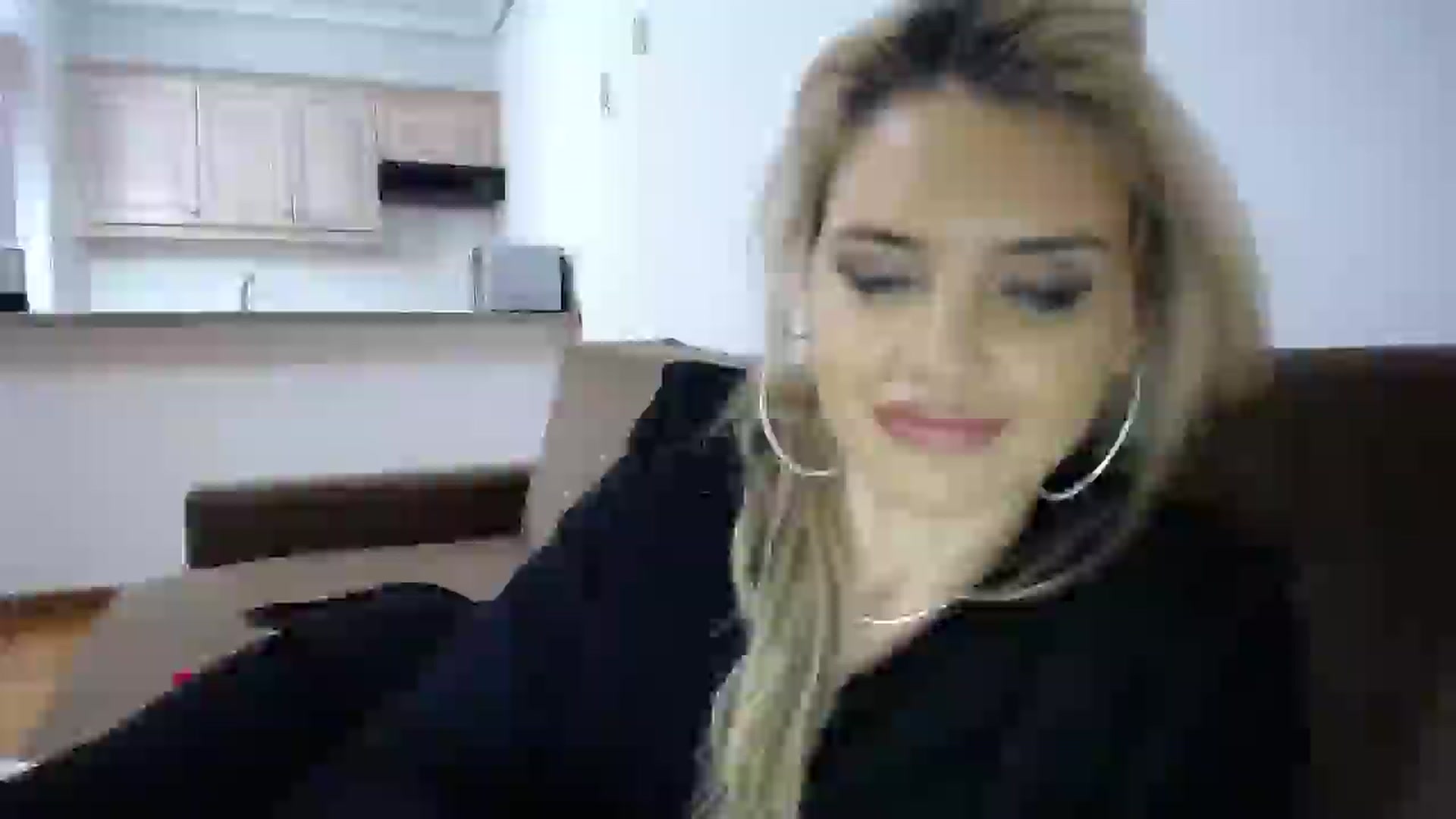 Gallery image thumbnail from Blondita's myfreecams stream on, 12/23/2025, 23:03 image 17 of 20