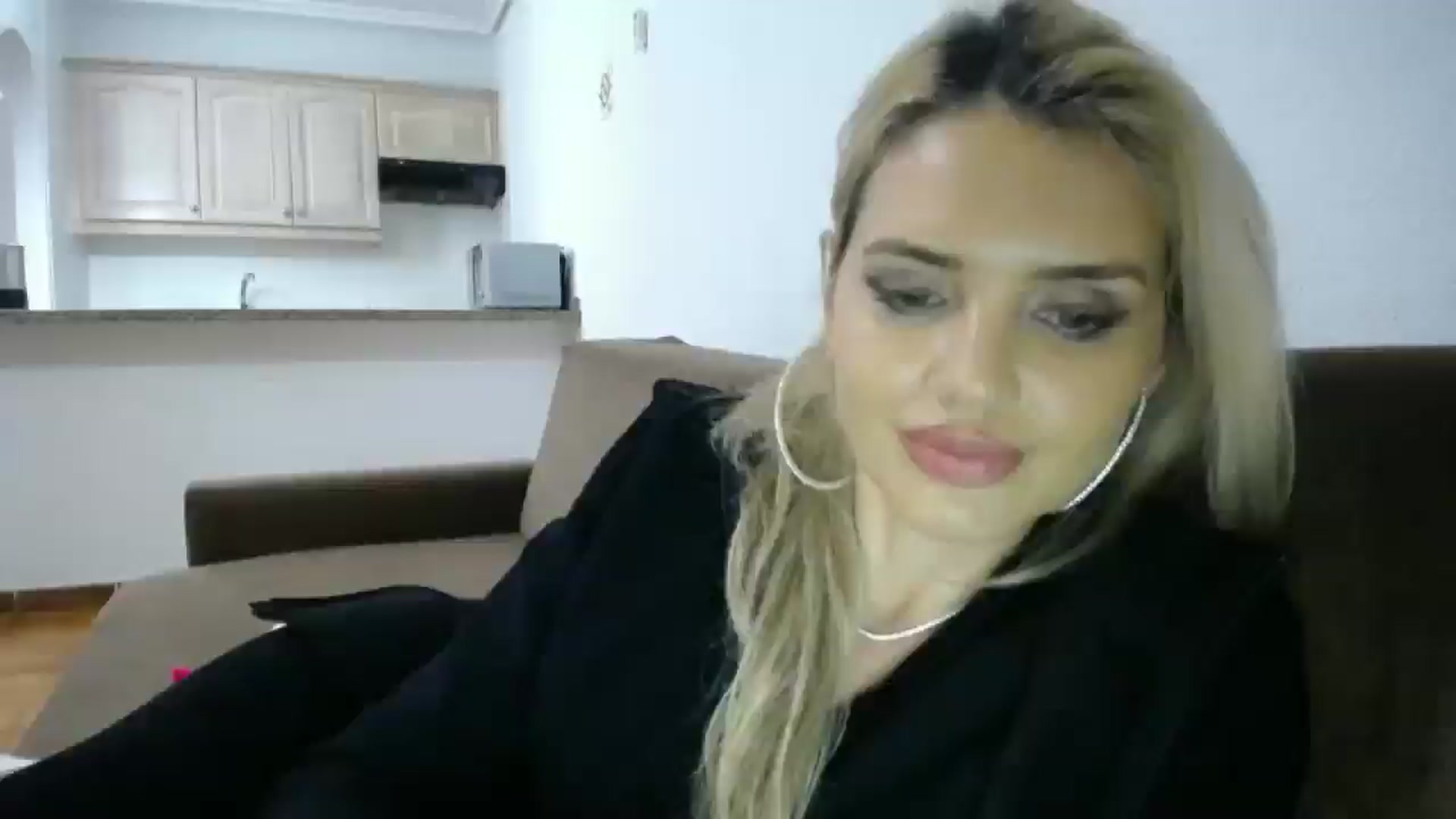 Gallery image thumbnail from Blondita's myfreecams stream on, 12/23/2025, 23:03 image 20 of 20