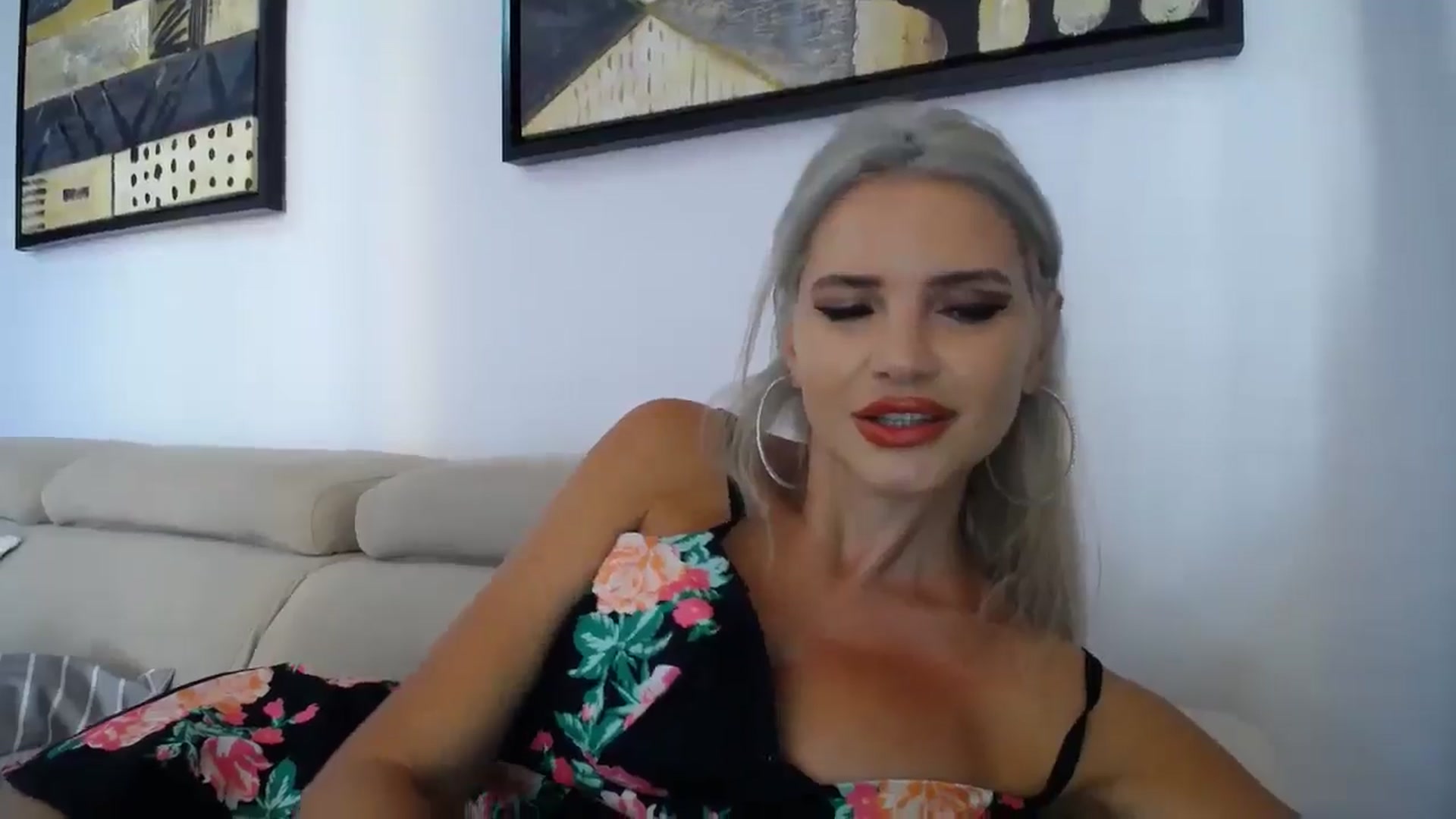 Gallery image thumbnail from Blondita's myfreecams stream on, 01/04/2026, 16:07 image 10 of 20