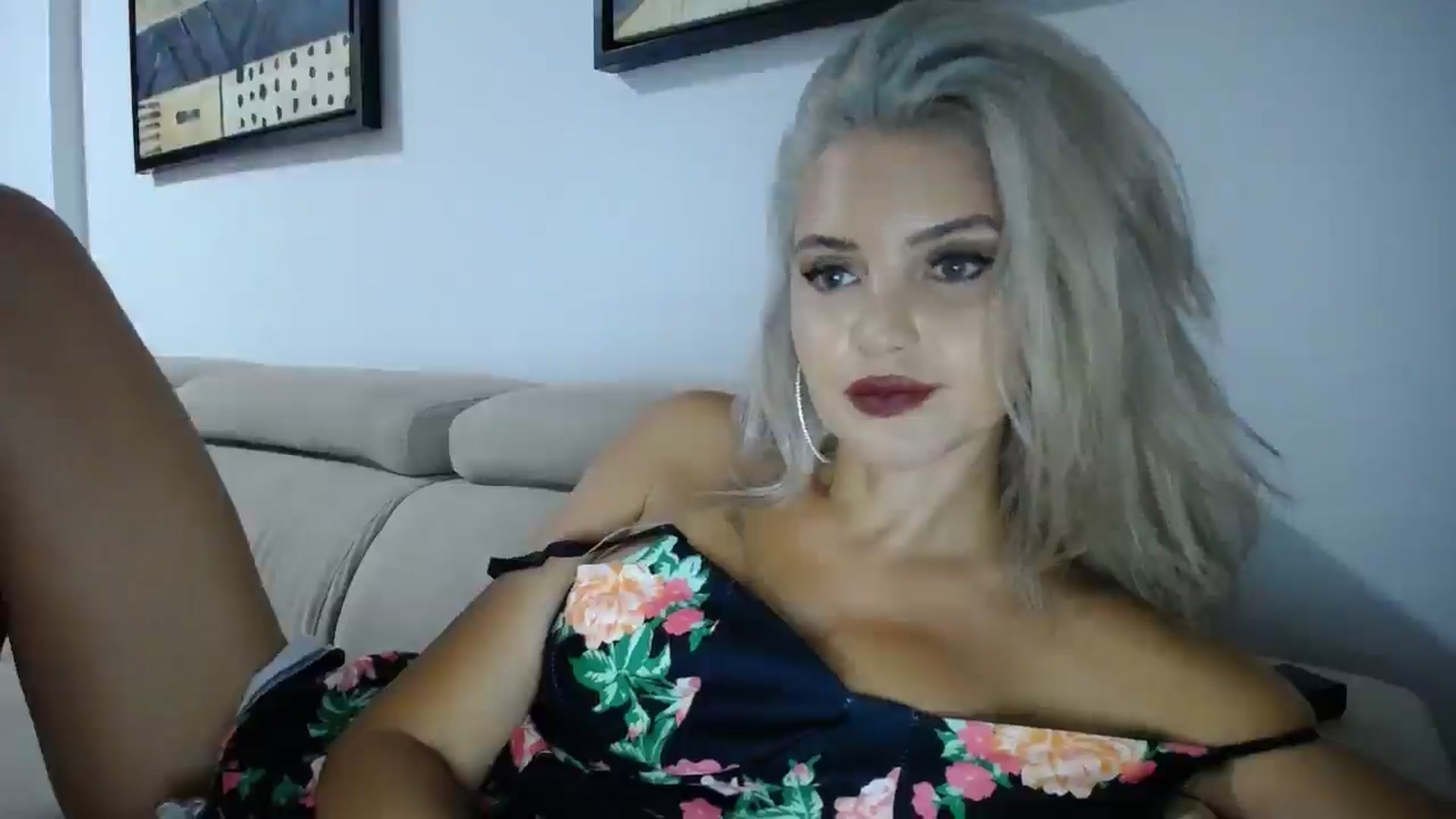 Gallery image thumbnail from Blondita's myfreecams stream on, 01/04/2026, 18:47 image 4 of 20