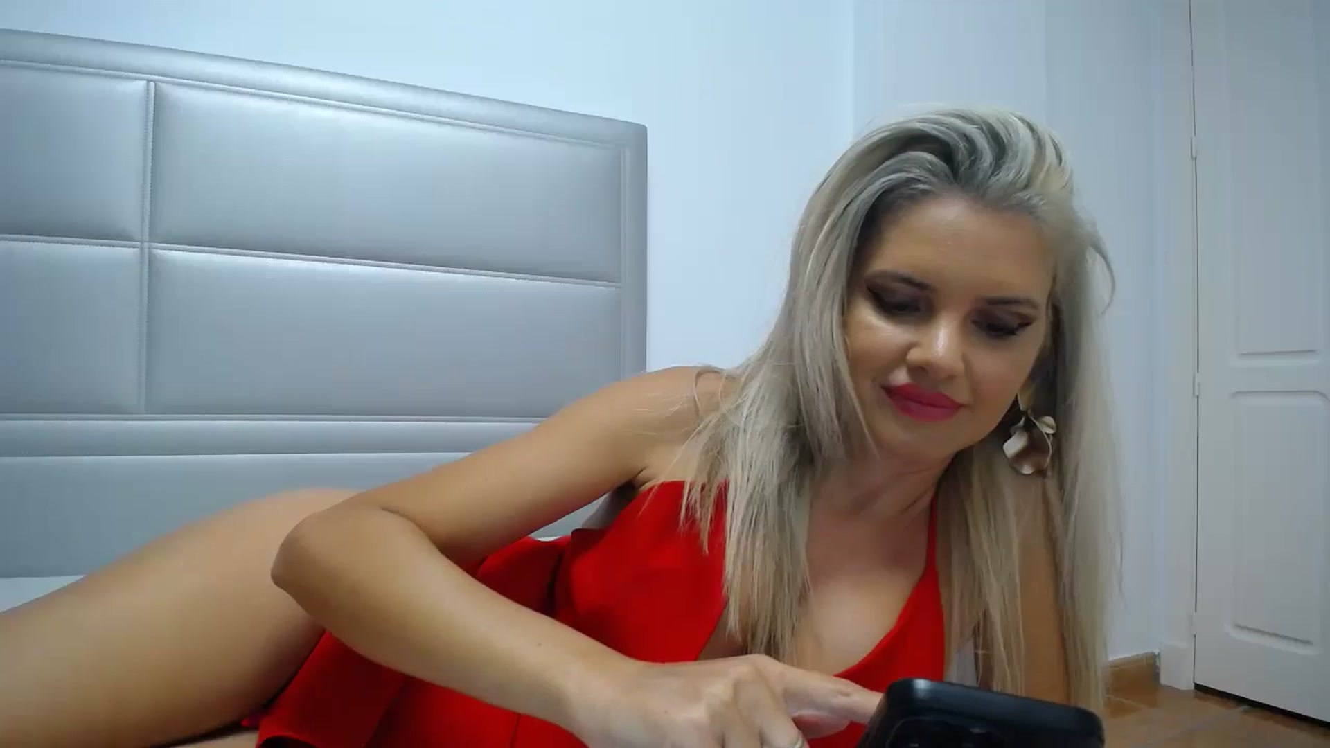 Gallery image thumbnail from Blondita's myfreecams stream on, 01/07/2026, 23:20 image 17 of 20