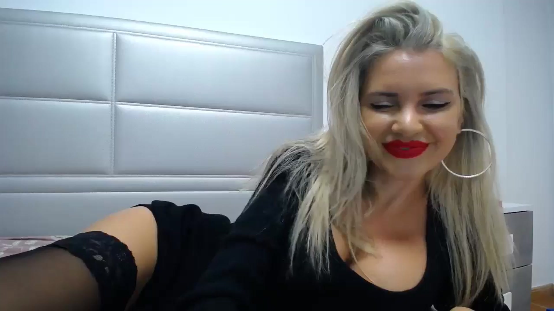 Gallery image thumbnail from Blondita's myfreecams stream on, 01/08/2026, 23:32 image 15 of 20