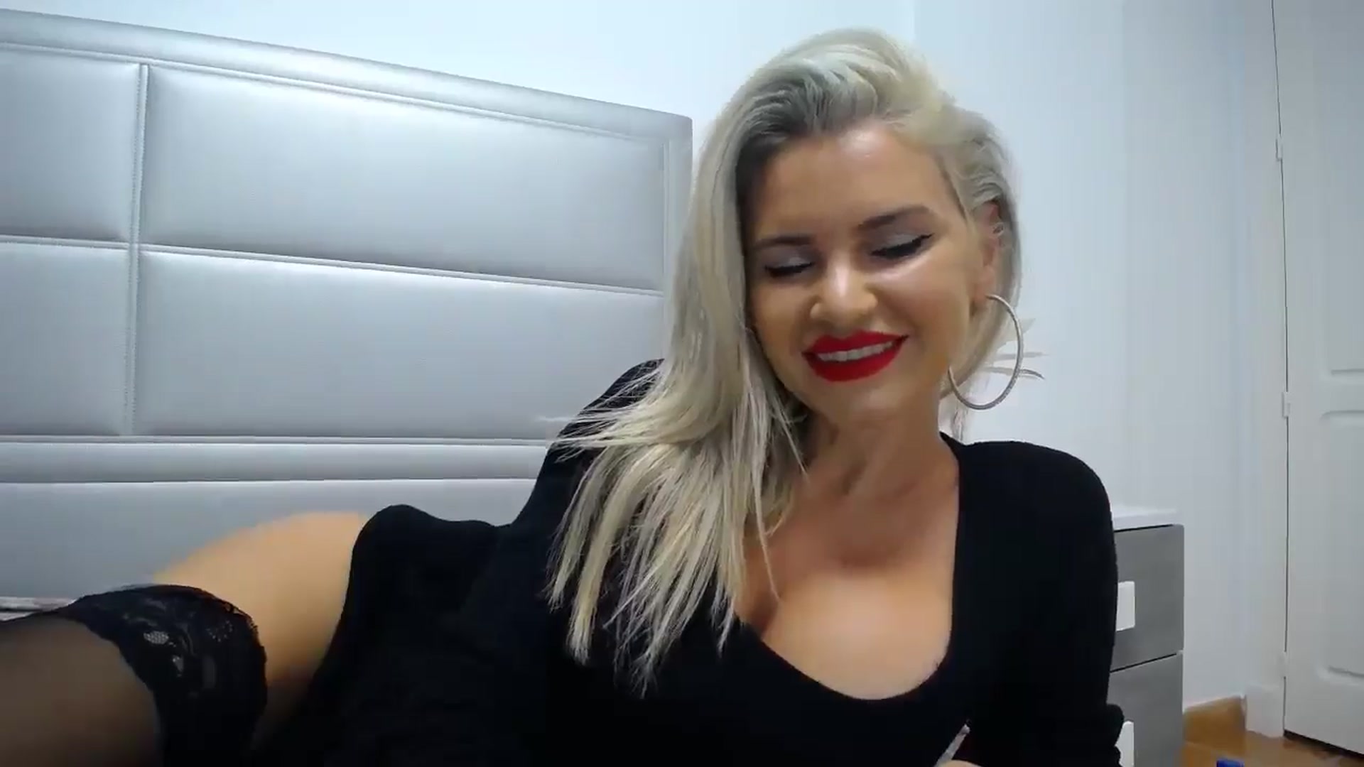 Gallery image thumbnail from Blondita's myfreecams stream on, 01/08/2026, 23:32 image 7 of 20