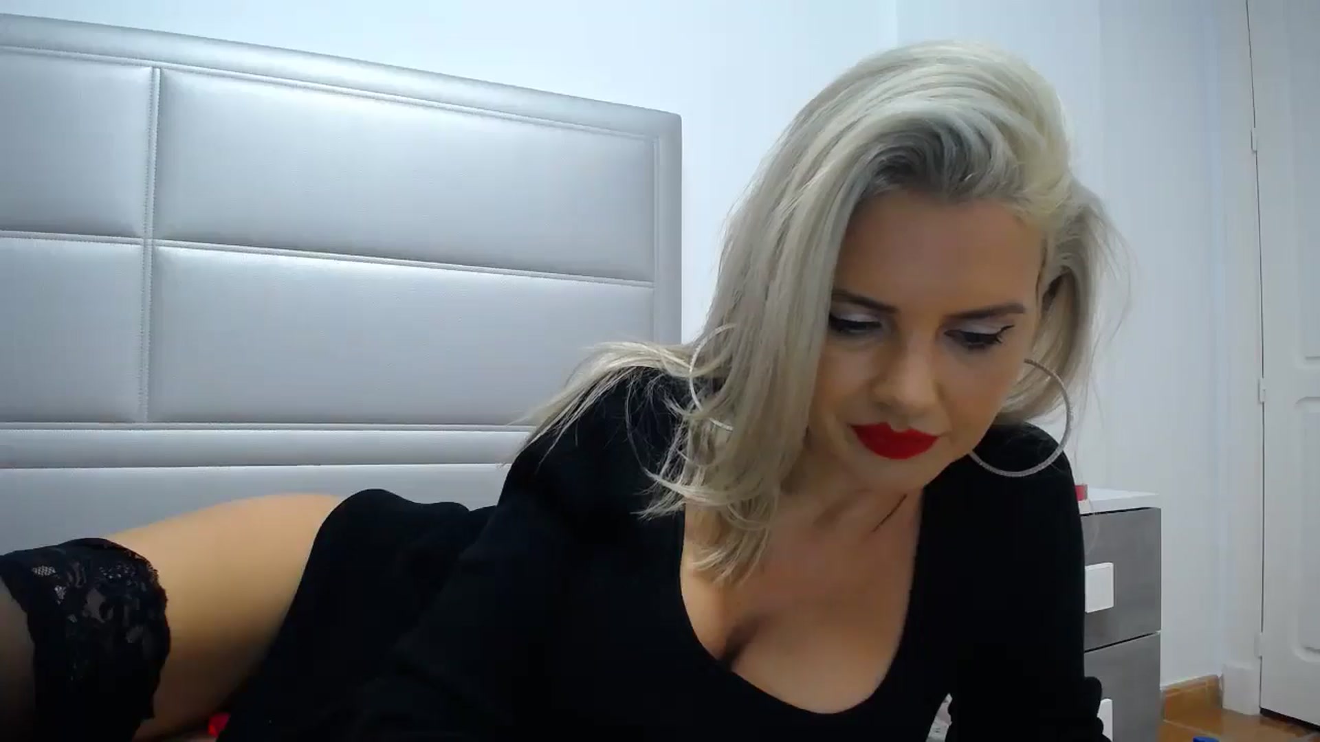 Gallery image thumbnail from Blondita's myfreecams stream on, 01/08/2026, 23:32 image 8 of 20